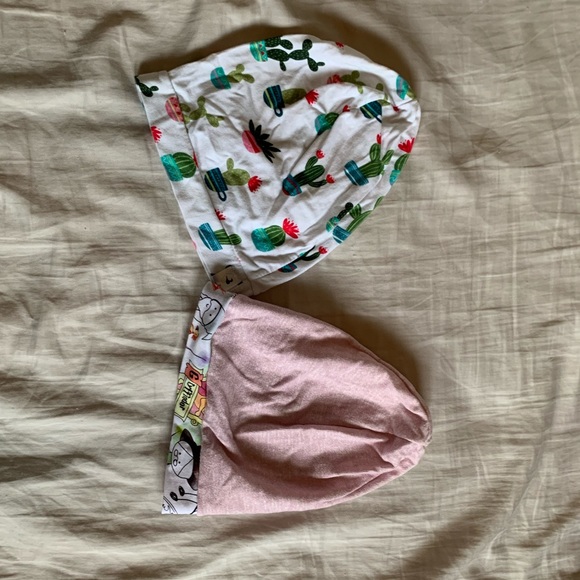 !2 for 1! Toddler Beanies - Picture 1 of 4